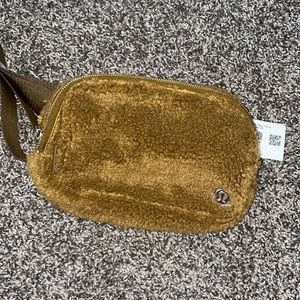 NWT Lululemon Fleece Everywhere Belt Bag